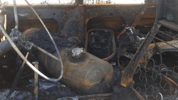 Сотрудники ГАИ на Ставрополье потушили горящую машину