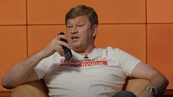 Телеведущий Дмитрий Губерниев оскорбил легенду ставропольского футбола