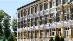 Ремонт гимназии в Новопавловске планируют закончить до 15 августа