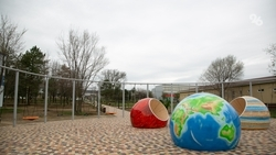 Светящиеся планеты и долгожданный скейт-парк: сквер имени Гагарина благоустроили в Светлограде