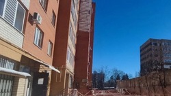 Мэрия Ставрополя направила почти 2 млн рублей на экспертизу многоэтажки с обвалившейся облицовкой