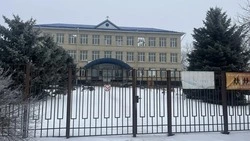 В Петровском округе капитально ремонтируют поселковую среднюю школу