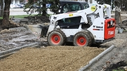 Территорию филиала музыкальной школы благоустроили в селе Петровского округа 