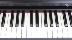 Два фортепиано получила музыкальная школа на Ставрополье по нацпроекту