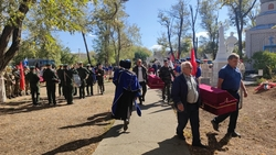 В Курском округе Ставрополья захоронили останки 25 красноармейцев