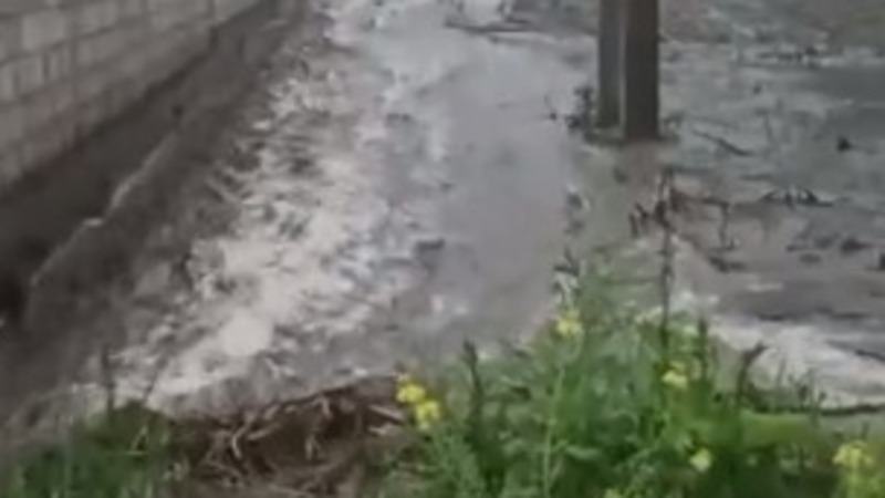 Жителей Ставрополья предупреждают о подтоплении дороги в хуторе Славяновском