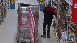 10 банок красной икры украл из магазина и съел житель Шпаковского округа