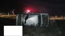 Водитель-бесправник погиб в перевёрнутой машине на Ставрополье