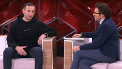 Осетинский актёр Сослан Фидаров рассказал Малахову, что сподвигло его остаться в ДНР