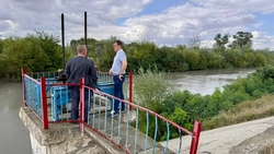 Вода поступает в русло реки Куры на Ставрополье через Моздокское водохранилище