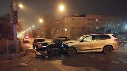 Ставрополец получил травмы кисти и головы в аварии с тремя автомобилями