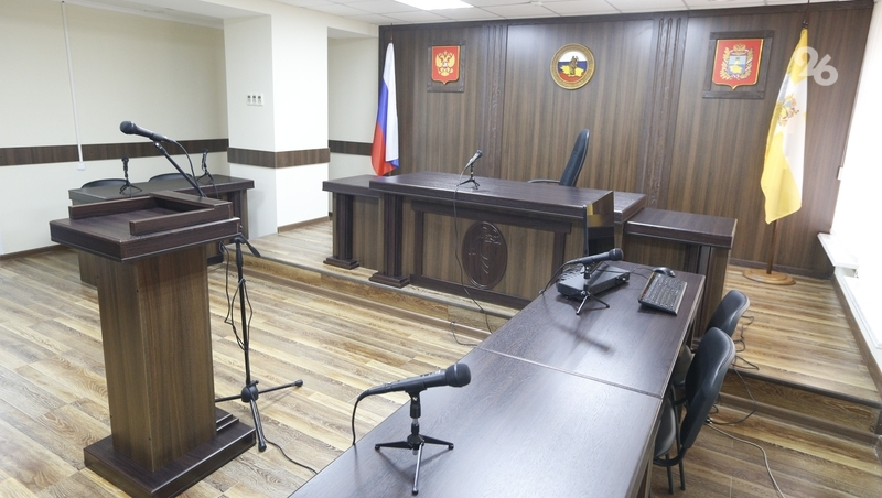 Экс-сотрудников филиала университета МВД России в Ставрополе осудили за взятки