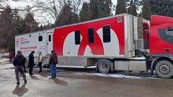 Туристы и местные жители в Кисловодске сдали более 500 литров крови в поддержку бойцов СВО
