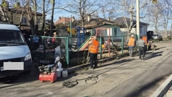 После обращения бойца СВО в одном из дворов Ставрополя отремонтировали площадку