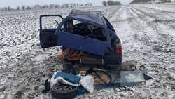 Из-за превышения скорости «Ока» опрокинулась на Ставрополье