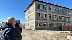 Партдесант проверил строительство новой школы и парка на Ставрополье 