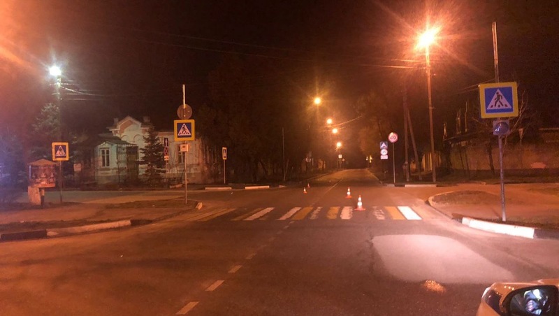 Полиция разыскивает водителя, сбившего пешехода в Будённовске в ночь на 18 марта 