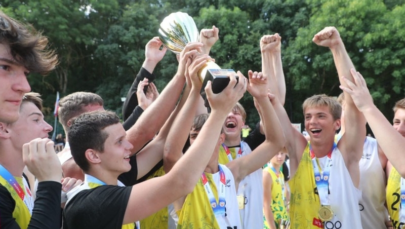 Юношеское первенство РФ по пляжному гандболу завершилось победой ставропольцев