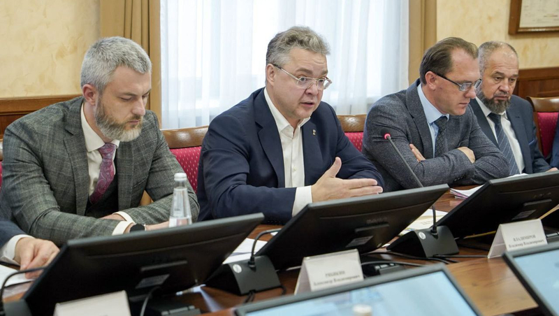 Проблему с уличным освещением решат в Михайловске по поручению губернатора