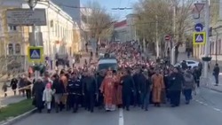 Пасхальный крестный ход прошёл по улицам Ставрополя