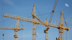 Строительство дома для переселенцев из ветхого жилья завершают в Пятигорске 