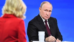 Президент РФ Путин призвал соблюдать права женщин при решении проблемы абортов
