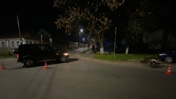 В Кисловодске подросток на спортивном мотоцикле врезалась в иномарку