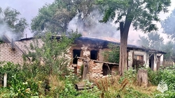 Непогашенный окурок стал причиной пожара в посёлке на Ставрополье