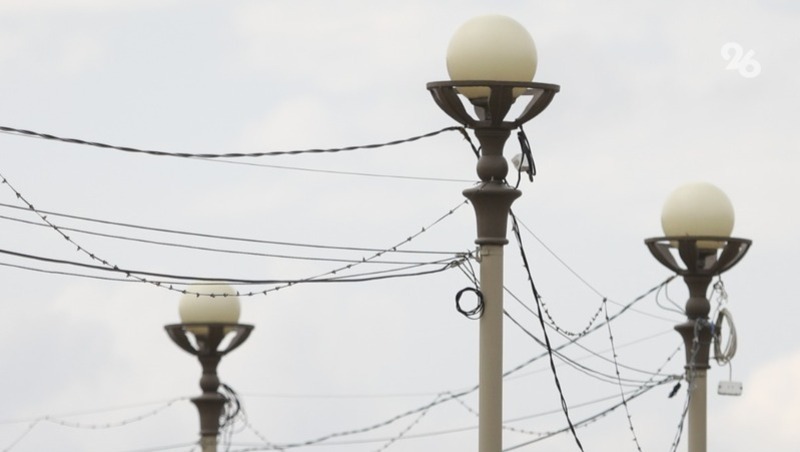 Разбитые фонари заменят в Дубовой роще Ставрополя