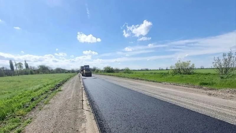 На Ставрополье ремонтируют 5 км региональной дороги Курская – Горнозаводское