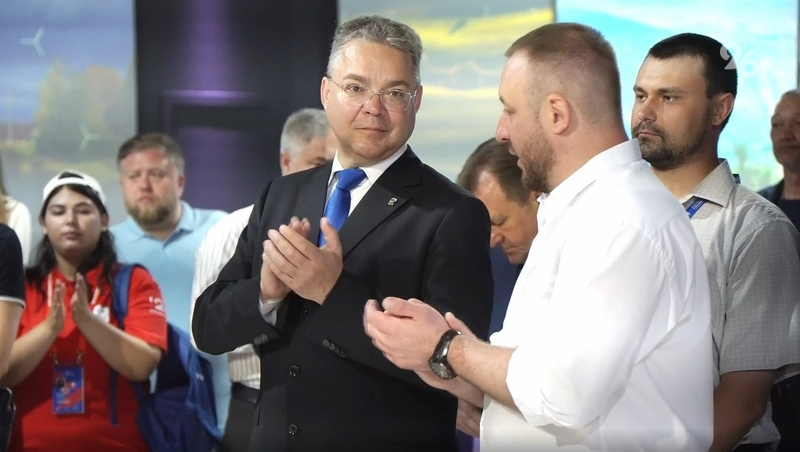 Губернатор Ставрополья посетил открытие выставки «Россия будущего» 12 июня