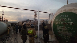 Работник нефтебазы погиб при пожаре в Дагестане