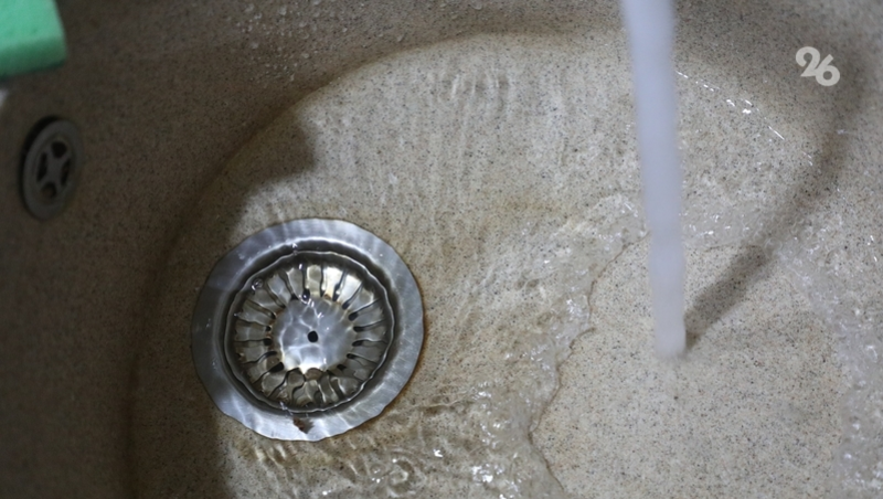 Школа, детсад и более 460 абонентов остались без воды в Светлограде 20 октября