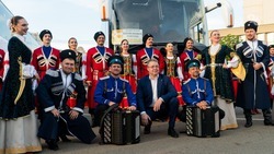 Государственный казачий ансамбль «Ставрополье» получил два новых автобуса 