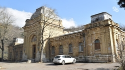 Специалисты прокомментировали информацию о «цементировании» памятника архитектуры в Пятигорске