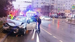 Два пенсионера на иномарках не поделили дорогу в Ставрополе