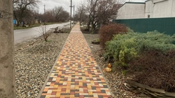 Три улицы благоустроили в селе Кочубеевском по нацпроекту