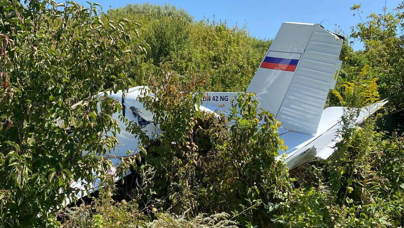 Один человек погиб в результате падения частного самолёта на Ставрополье