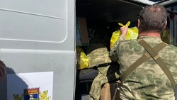 Две машины с посылками отправили участникам СВО из Кисловодска