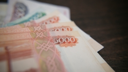 Приставы помогли ставропольцу получить от бывшей жены 4,6 млн рублей долга