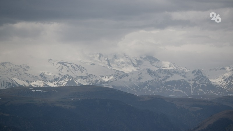 Туристы, застрявшие на Эльбрусе из-за травмы товарища, спустились живыми