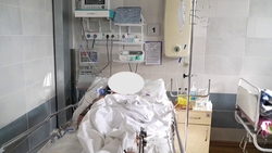 Врачи Пятигорска борются за здоровье пенсионерки, упавшей с 9 этажа