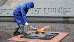 Вечный огонь в Ставрополе подготовили к празднованию Дня Победы