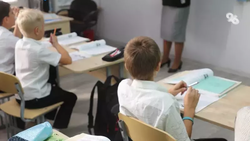 Школу торжественно открыли в День знаний в селе на Ставрополье 