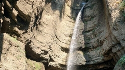 Семьи ветеранов СВО побывали на Чегемских водопадах