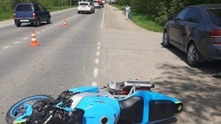 Бесправник на мотоцикле едва не погиб в ДТП на Ставрополье